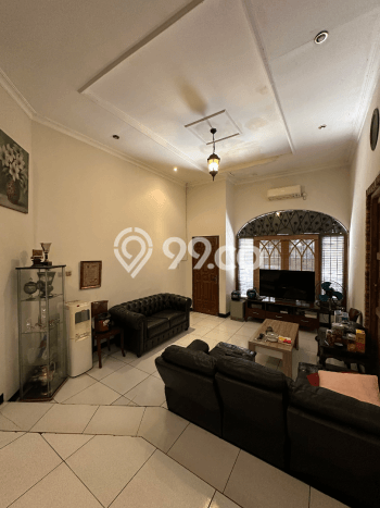 Rumah Elit Modern Siap Huni di Ragunan Jakarta Selatan Rumah Elit Modern Siap Huni di Ragunan Jakarta Selatan