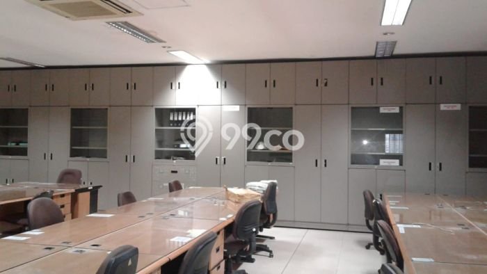 Lokasi Strategis! Dijual Kantor Bisnis di Tebet, Jakarta Selatan Kondisi Baik Lokasi Strategis! Dijual Kantor Bisnis di Tebet, Jakarta Selatan Kondisi Baik