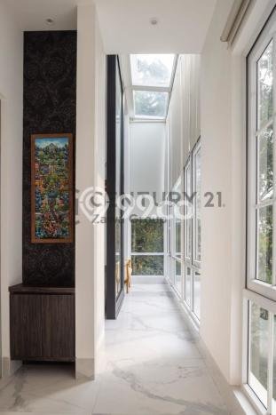 Dijual Rumah Luas Elegan Dengan View Cantik di Ancol, Jakarta Utara Dijual Rumah Luas Elegan Dengan View Cantik di Ancol, Jakarta Utara