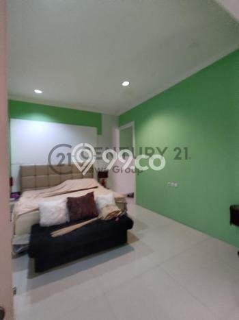 For Sale! Luxury House LT 180m2 Desain Elegan di Pantai Indah Kapuk For Sale! Luxury House LT 180m2 Desain Elegan di Pantai Indah Kapuk