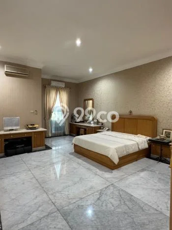 Hunian Modern Disewakan di Pantai Indah Kapuk Jakarta Utara 4 KT & 3 KM Hunian Modern Disewakan di Pantai Indah Kapuk Jakarta Utara 4 KT & 3 KM