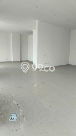Ruko Disewa di Jakarta Utara dengan LB 720m2 Area Komersial Ramai Ruko Disewa di Jakarta Utara dengan LB 720m2 Area Komersial Ramai