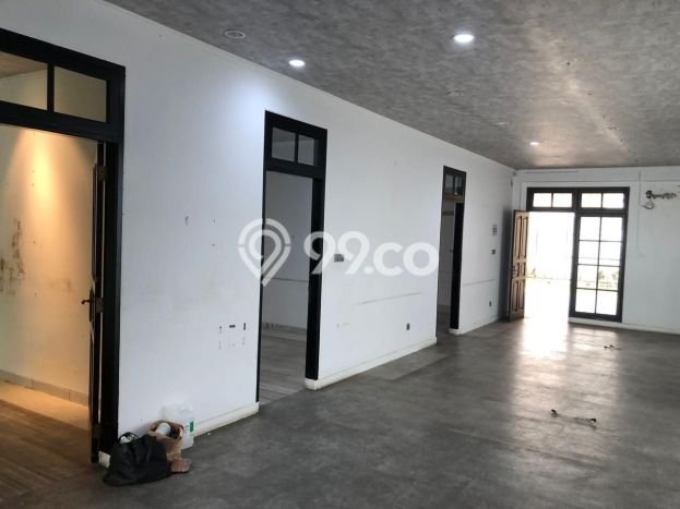 Jarang Ada! Rumah Sewa 5 Kamar Bagus Siap Huni Kemang Jarang Ada! Rumah Sewa 5 Kamar Bagus Siap Huni Kemang