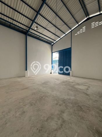 Gudang Disewakan Kawasan Pakuhaji, Luas 720m², Area Strategis, Siap Operasi Gudang Disewakan Kawasan Pakuhaji, Luas 720m², Area Strategis, Siap Operasi