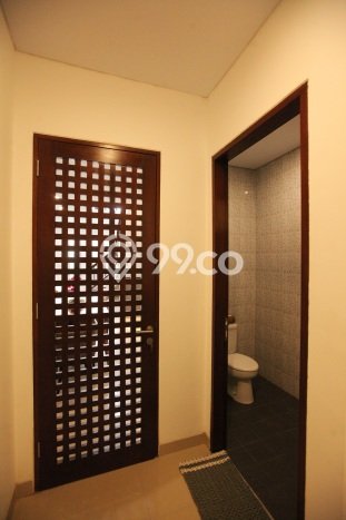 Ready to Use! Premium House LT 206m2 Desain Modern di Jimbaran Ready to Use! Premium House LT 206m2 Desain Modern di Jimbaran
