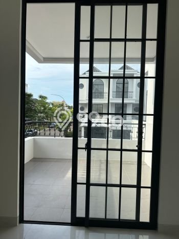 Rumah Luxury Modern Siap Huni di Golf Island Jakarta Utara Rumah Luxury Modern Siap Huni di Golf Island Jakarta Utara