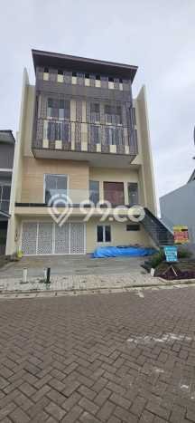 Dijual Rumah Luas Elegan Dengan View Eksklusif di Golf Island, Jakarta Utara Dijual Rumah Luas Elegan Dengan View Eksklusif di Golf Island, Jakarta Utara