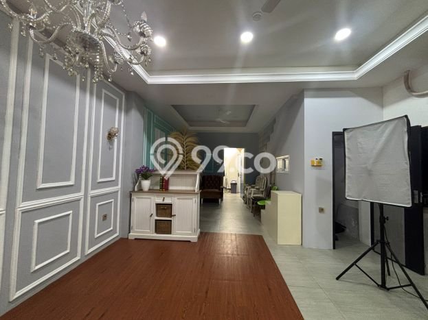 Unit Ruko Dijual di Jakarta Selatan LT 400m2 & LB 85m2 Unit Ruko Dijual di Jakarta Selatan LT 400m2 & LB 85m2