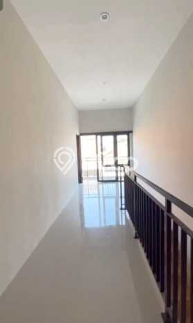 Jual Rumah Favorit Siap Huni LB 80m2 di Rungkut, Surabaya Jual Rumah Favorit Siap Huni LB 80m2 di Rungkut, Surabaya