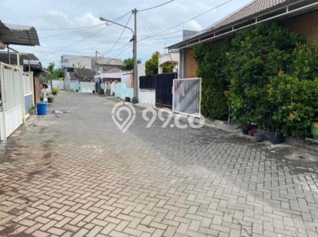 For Sale Rumah 4 Kamar Lokasi Strategis Bagus dan Strategis di Rungkut For Sale Rumah 4 Kamar Lokasi Strategis Bagus dan Strategis di Rungkut