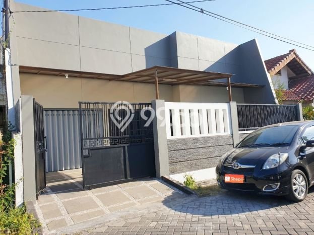 Rumah Modern Minimalis 4 KT Bisa Langsung Pindah di Mulyorejo Rumah Modern Minimalis 4 KT Bisa Langsung Pindah di Mulyorejo