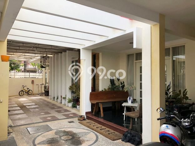 Best Deal Hunian Mewah Ideal dan Luas di Wiyung, Surabaya Best Deal Hunian Mewah Ideal dan Luas di Wiyung, Surabaya