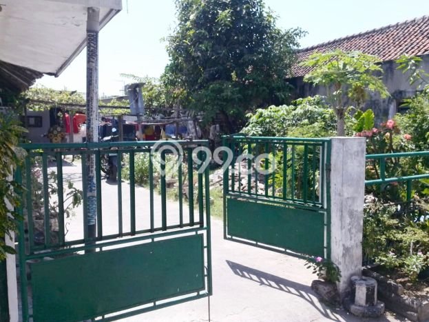 Jual Rumah Eksklusif 18 KT di Kedung Baruk, Surabaya Jual Rumah Eksklusif 18 KT di Kedung Baruk, Surabaya