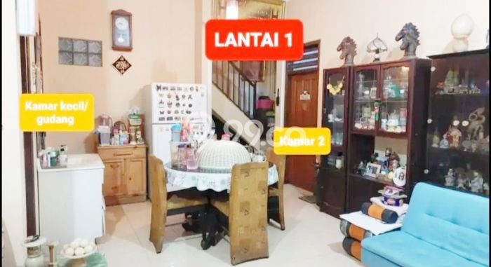 For Sale Rumah 5 Kamar Lokasi Ideal Nyaman dan Strategis di Wiyung For Sale Rumah 5 Kamar Lokasi Ideal Nyaman dan Strategis di Wiyung