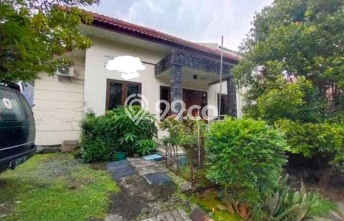 For Sale Rumah 3 Kamar Lokasi Strategis Nyaman dan Strategis di Pakal For Sale Rumah 3 Kamar Lokasi Strategis Nyaman dan Strategis di Pakal