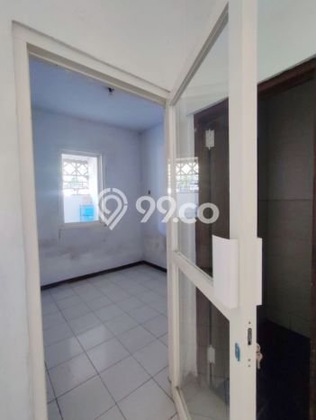 Dijual Cepat Rumah Bagus Siap Huni LB 168m2 di Krian, Sidoarjo Dijual Cepat Rumah Bagus Siap Huni LB 168m2 di Krian, Sidoarjo