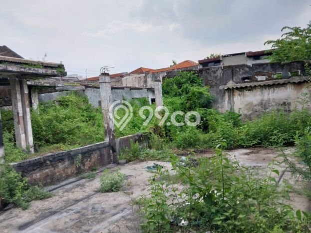 For Sale! Luxury House LT 1295m2 Desain Elegan di Petemon For Sale! Luxury House LT 1295m2 Desain Elegan di Petemon