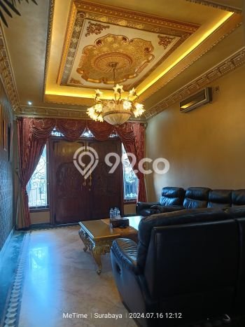 Rumah Elit Modern Tanpa Renovasi di Dharma Husada Surabaya Rumah Elit Modern Tanpa Renovasi di Dharma Husada Surabaya