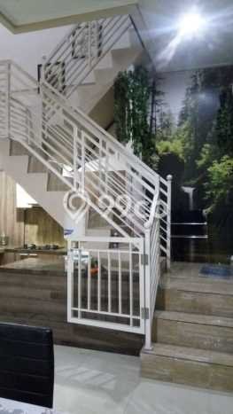 Rumah Modern Cantik 4 KT Bisa Langsung Pindah di Waru Rumah Modern Cantik 4 KT Bisa Langsung Pindah di Waru