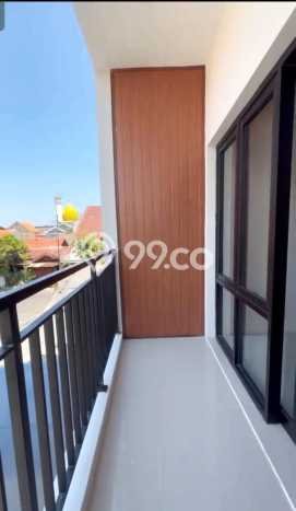 Jual Rumah Favorit Siap Huni LB 80m2 di Rungkut, Surabaya Jual Rumah Favorit Siap Huni LB 80m2 di Rungkut, Surabaya