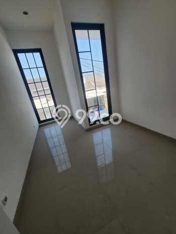Rumah Minimalis 4 KT di Gununganyar Surabaya Semi Furnished Rumah Minimalis 4 KT di Gununganyar Surabaya Semi Furnished