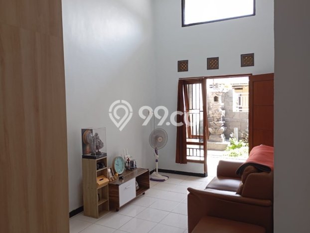 For Sale Rumah 1 Kamar Lokasi Strategis Bagus dan Strategis di Buduran For Sale Rumah 1 Kamar Lokasi Strategis Bagus dan Strategis di Buduran