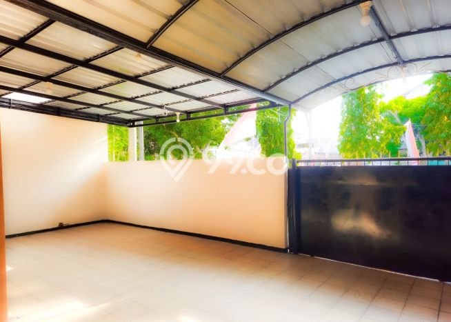 Dijual Rumah 5 Kamar Lokasi Ideal Nyaman dan Strategis di Wiyung Dijual Rumah 5 Kamar Lokasi Ideal Nyaman dan Strategis di Wiyung