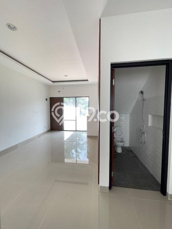 Rumah Luas Asri 3 KT Siap Pakai di Jati Luhur Bekasi Rumah Luas Asri 3 KT Siap Pakai di Jati Luhur Bekasi