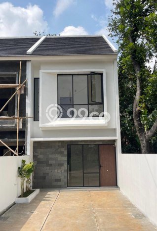 Rumah Luas Asri 3 KT Siap Pakai di Jati Luhur Bekasi Rumah Luas Asri 3 KT Siap Pakai di Jati Luhur Bekasi