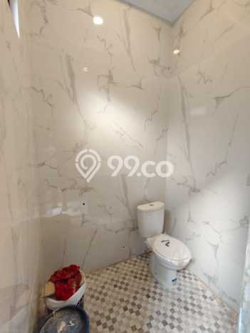 Dijual Hunian Rumah Terawat 3 KT di Jatiwaringin, Jakarta Timur Dijual Hunian Rumah Terawat 3 KT di Jatiwaringin, Jakarta Timur