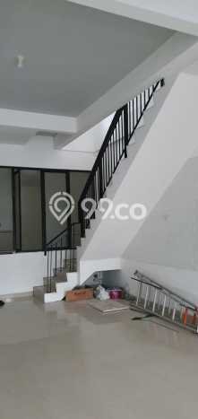 Ruko di , Luas 83m2m², Lokasi Strategis, Siap Usaha Ruko di , Luas 83m2m², Lokasi Strategis, Siap Usaha