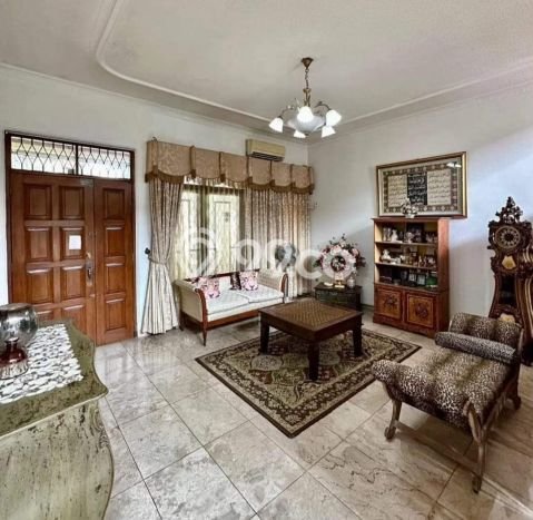 Jual Rumah Mewah Elegan Dengan View Eksklusif di Pondok Labu, Jakarta Selatan Jual Rumah Mewah Elegan Dengan View Eksklusif di Pondok Labu, Jakarta Selatan