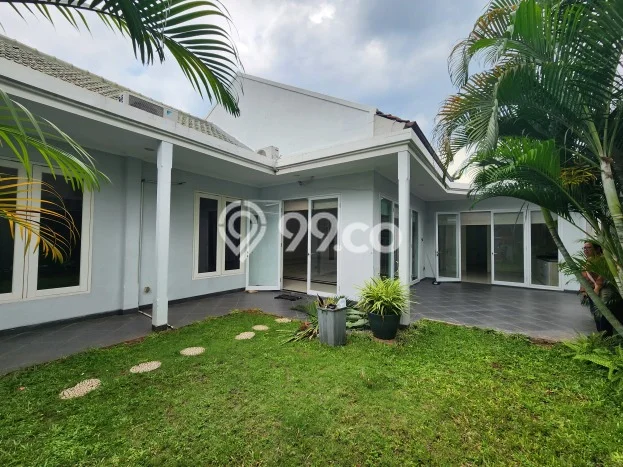Dijual Rumah Premium dengan Fasilitas Sekitar Lengkap di Menteng, Jakarta Pusat Dijual Rumah Premium dengan Fasilitas Sekitar Lengkap di Menteng, Jakarta Pusat