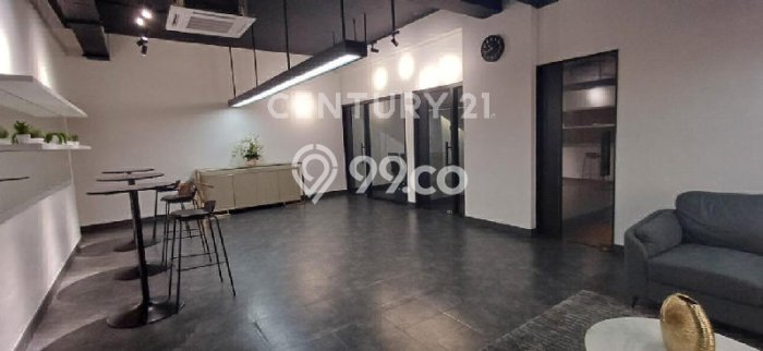 Rumah di , Siap Huni, 0 KT, Akses Jakarta Selatan, Jakarta Selatan, Luas 500m2m² Bangunan 382m2m² Rumah di , Siap Huni, 0 KT, Akses Jakarta Selatan, Jakarta Selatan, Luas 500m2m² Bangunan 382m2m²