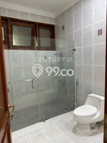 Rumah Elit Modern Siap Huni di Permata Hijau Jakarta Selatan Rumah Elit Modern Siap Huni di Permata Hijau Jakarta Selatan