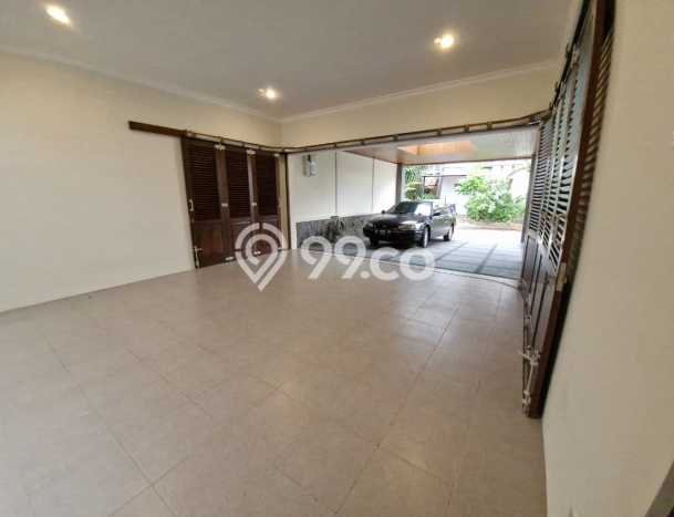Rumah Luxury Modern Siap Huni di Pejaten Jakarta Selatan Rumah Luxury Modern Siap Huni di Pejaten Jakarta Selatan