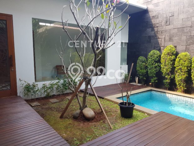 Rumah Luxury Modern Tanpa Renovasi di Ampera Jakarta Selatan Rumah Luxury Modern Tanpa Renovasi di Ampera Jakarta Selatan