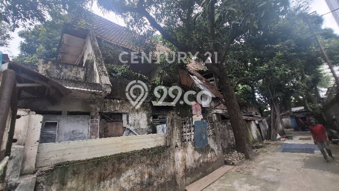 Hunian 3 Kamar Lengkap Dikontrakkan di Menteng Harga Kompetitif Hunian 3 Kamar Lengkap Dikontrakkan di Menteng Harga Kompetitif