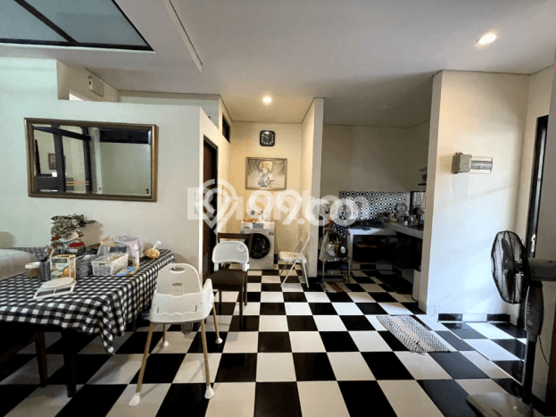 Jual Rumah Luas Elegan Dengan View Cantik di Lebak Bulus, Jakarta Selatan Jual Rumah Luas Elegan Dengan View Cantik di Lebak Bulus, Jakarta Selatan