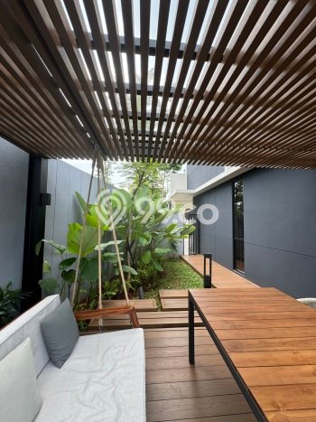 Rumah Luxury Modern Tanpa Renovasi di Lippo Karawaci Tangerang Rumah Luxury Modern Tanpa Renovasi di Lippo Karawaci Tangerang