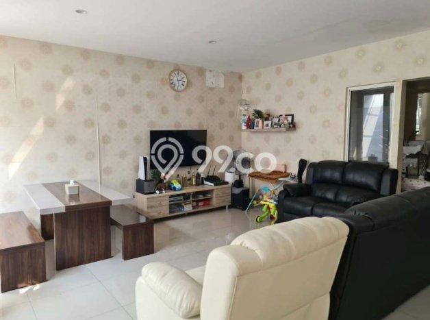 Dijual Hunian Rumah Terawat 3 Kamar di Suvarna Sutera, Tangerang Dijual Hunian Rumah Terawat 3 Kamar di Suvarna Sutera, Tangerang