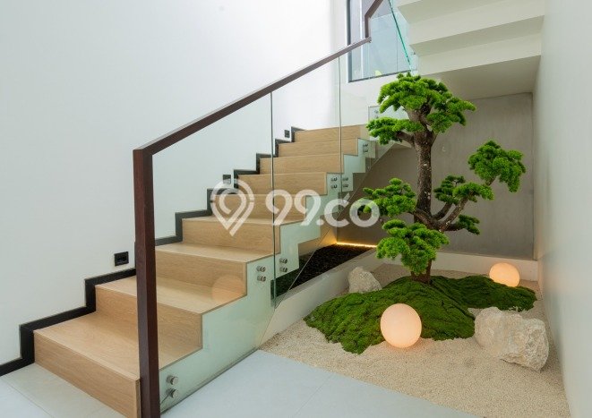 Rumah Elit LB 360m2 Siap Pakai Desain Elegan di Kota Baru Parahyangan, Bandung Rumah Elit LB 360m2 Siap Pakai Desain Elegan di Kota Baru Parahyangan, Bandung