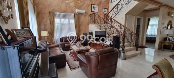 Rumah Elit Modern Tanpa Renovasi di Kota Wisata Bogor Rumah Elit Modern Tanpa Renovasi di Kota Wisata Bogor