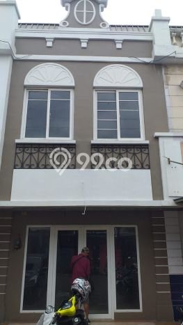Dijual Ruko Kawasan Premium di Kota Wisata, Luas 120m², Jalan Raya Dijual Ruko Kawasan Premium di Kota Wisata, Luas 120m², Jalan Raya