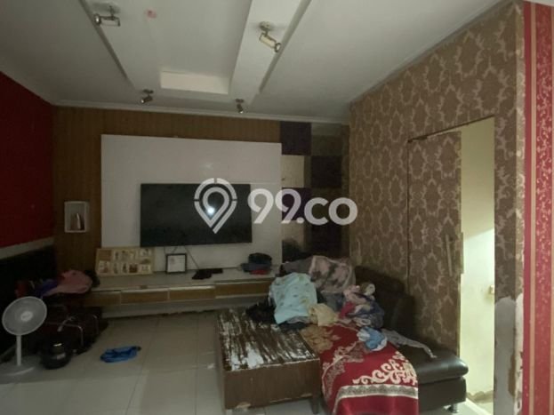 Rumah Berkualitas dengan Luas Tanah 220m² di Kawasan Elite Kota Wisata, Bogor Rumah Berkualitas dengan Luas Tanah 220m² di Kawasan Elite Kota Wisata, Bogor
