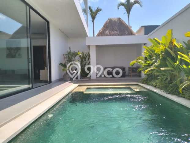 Hunian Elit LB 320m2 Siap Huni Desain Elegan di Seminyak, Badung Hunian Elit LB 320m2 Siap Huni Desain Elegan di Seminyak, Badung