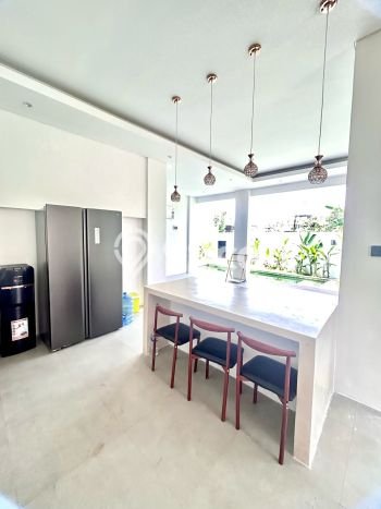 Vila di , Luas 220m2m², Dekat ke berbagai fasilitas umum Vila di , Luas 220m2m², Dekat ke berbagai fasilitas umum