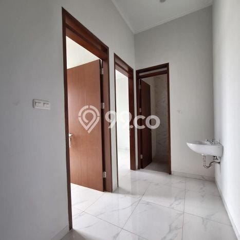 Rumah Strategis Minimalis Lb 115m2 di Batununggal, Bandung Rumah Strategis Minimalis Lb 115m2 di Batununggal, Bandung