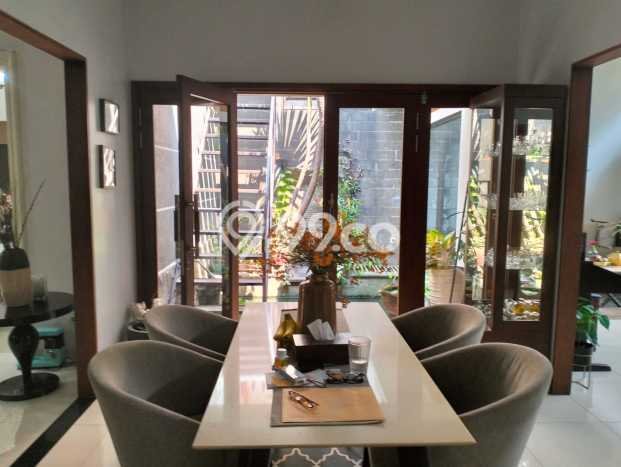 For Sale! Premium House LT 988m2 Desain Elegan di Tanah Sareal For Sale! Premium House LT 988m2 Desain Elegan di Tanah Sareal