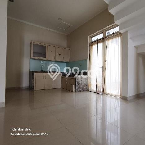 Rumah Luas Asri 4 KT Siap Pakai di Sentul City Bogor Rumah Luas Asri 4 KT Siap Pakai di Sentul City Bogor